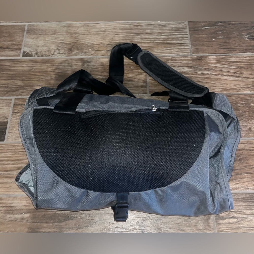 henty Wingman messenger garment bag motorcycle bicycle - Picture 5 of 6